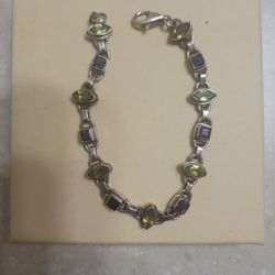 Sterling Silver Bracelet.  Weight Is 15.1 Grams 