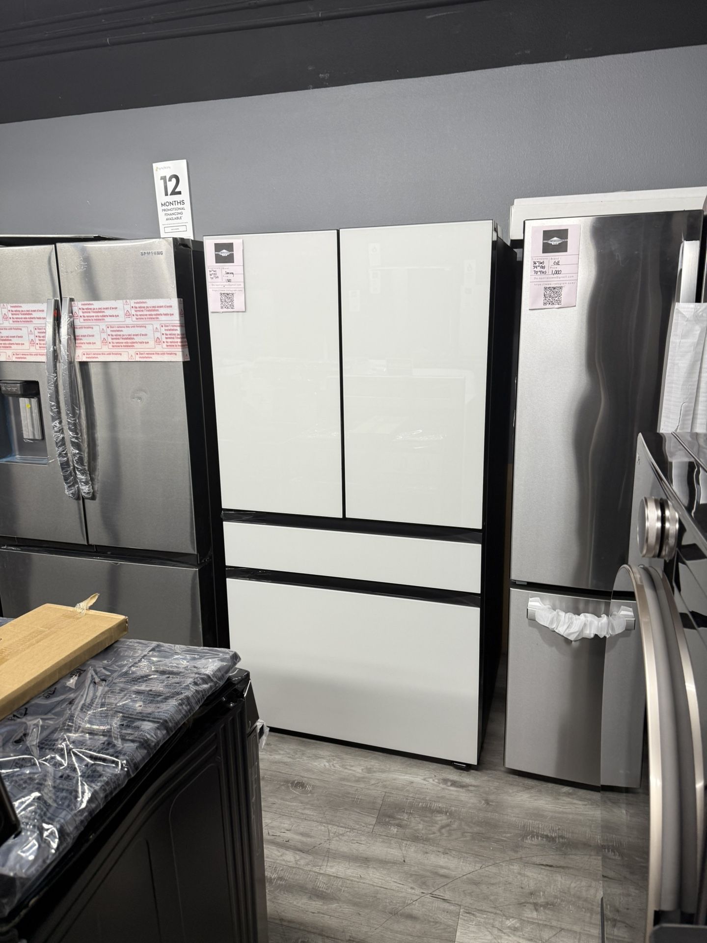 Samsung - Bespoke 29 Cu Ft 4-Door French Door Refrigerator In White Glass With Beverage Center 💟