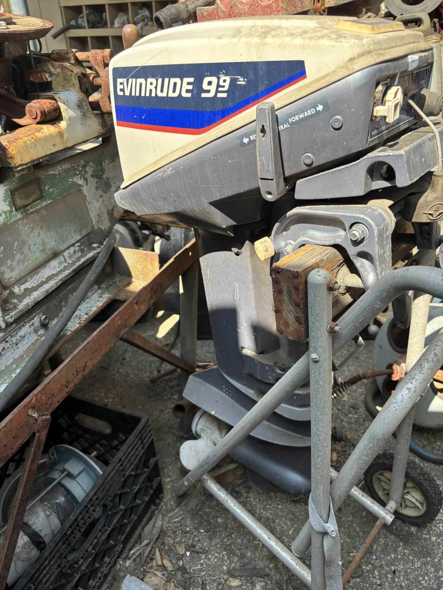 Evinrude 9.9 HP Boat Motor
