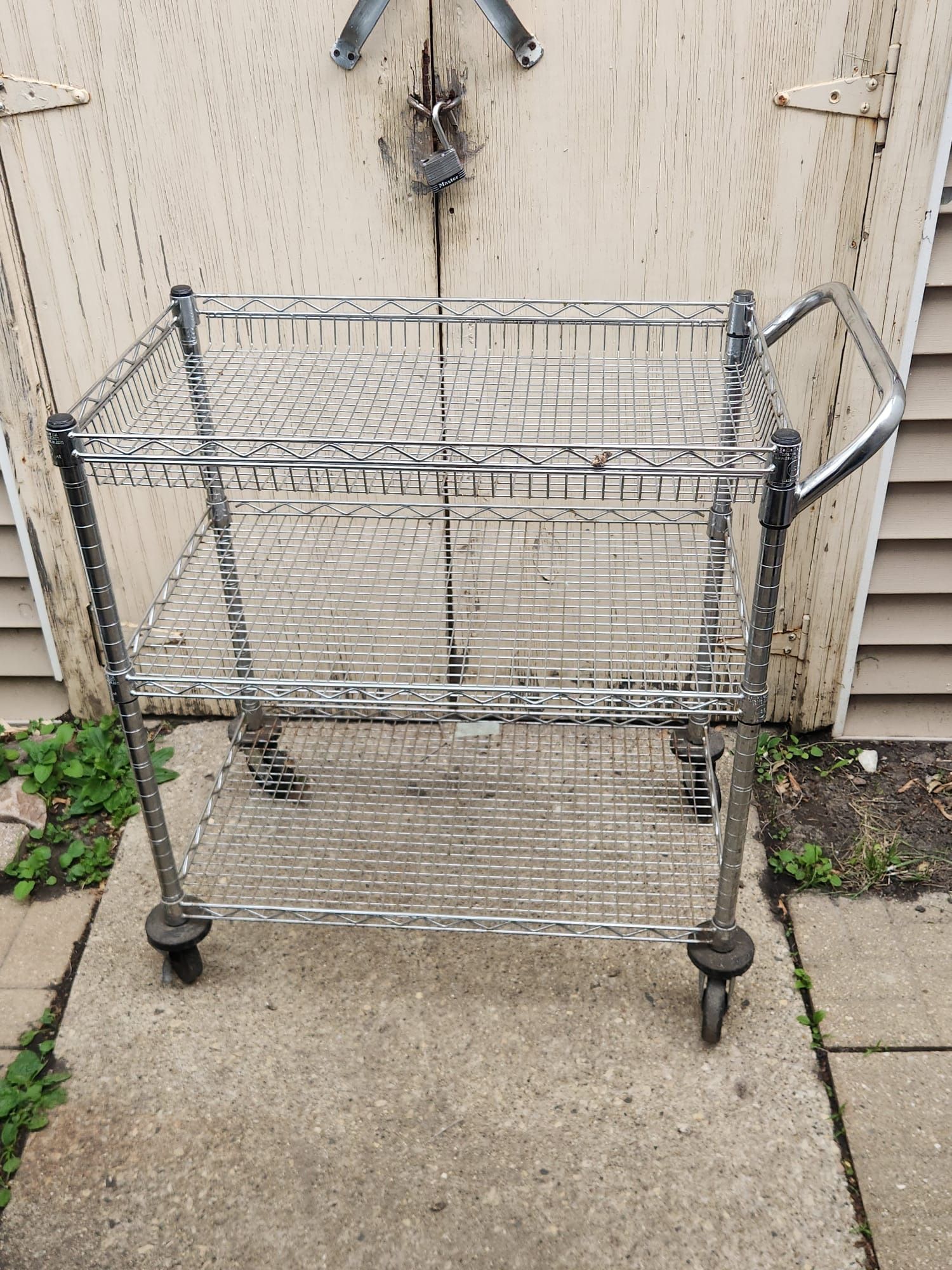 Shelf cart. 30x18x34 high.