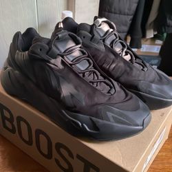 Yeezy 700