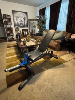Adjustable Weight Bench