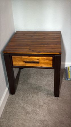 End table