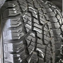 15 Inch All Terrain Tires Like New