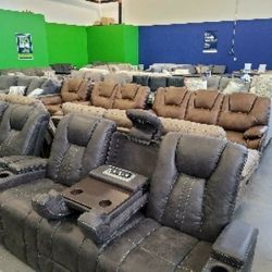 Recliners & sofa/love blow out sale!