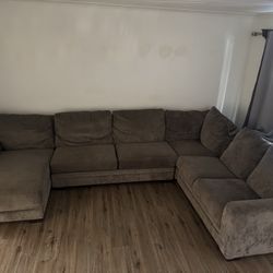 SOFA SECTIONAL