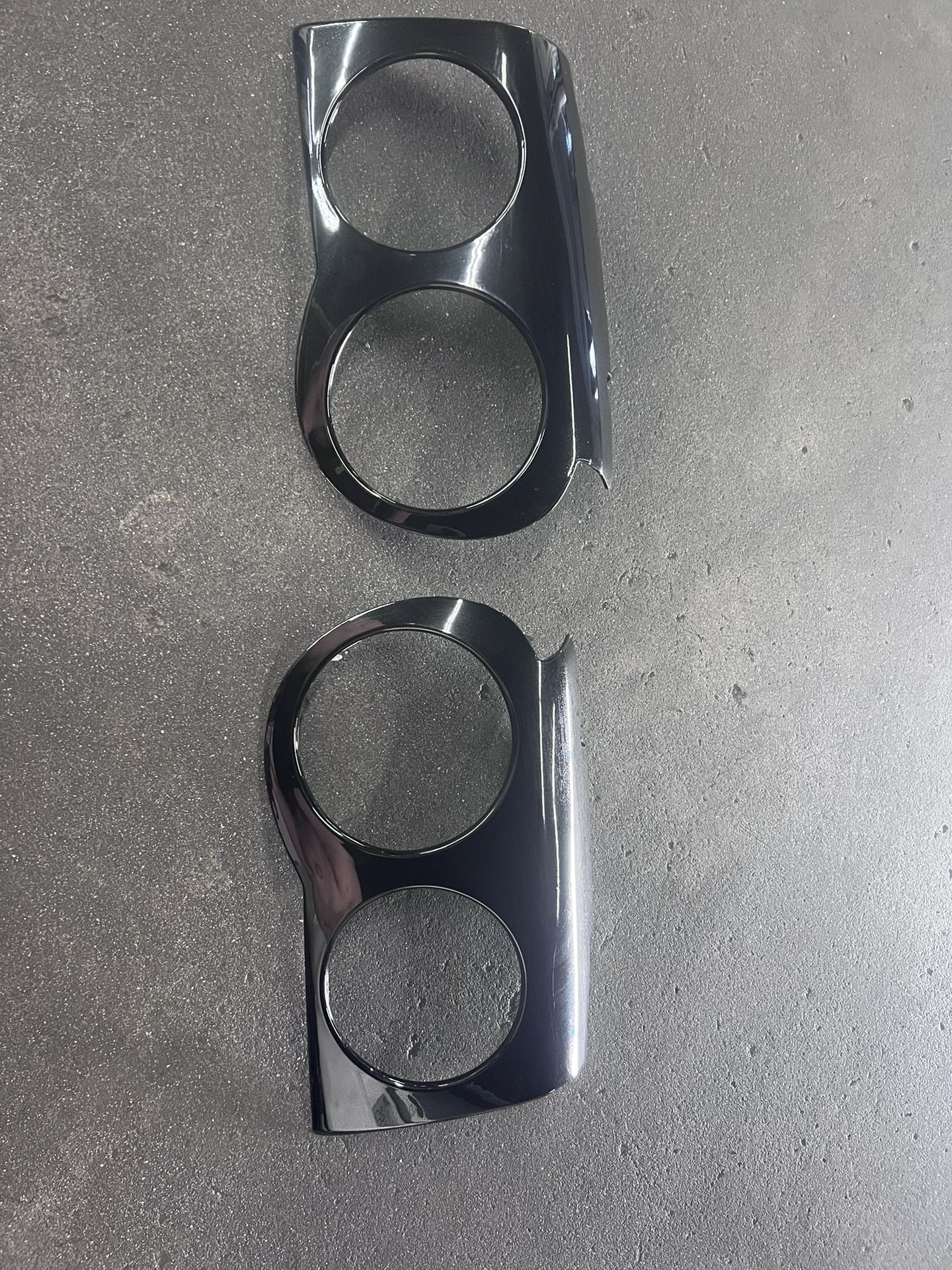 Chrysler 300 Headlight Covers