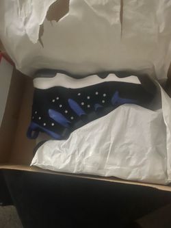 Nike Barkleys size 10.5