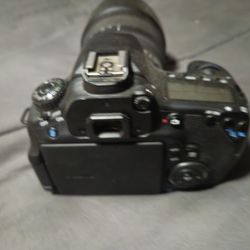 Canon DSLR Camera + Highend Lens