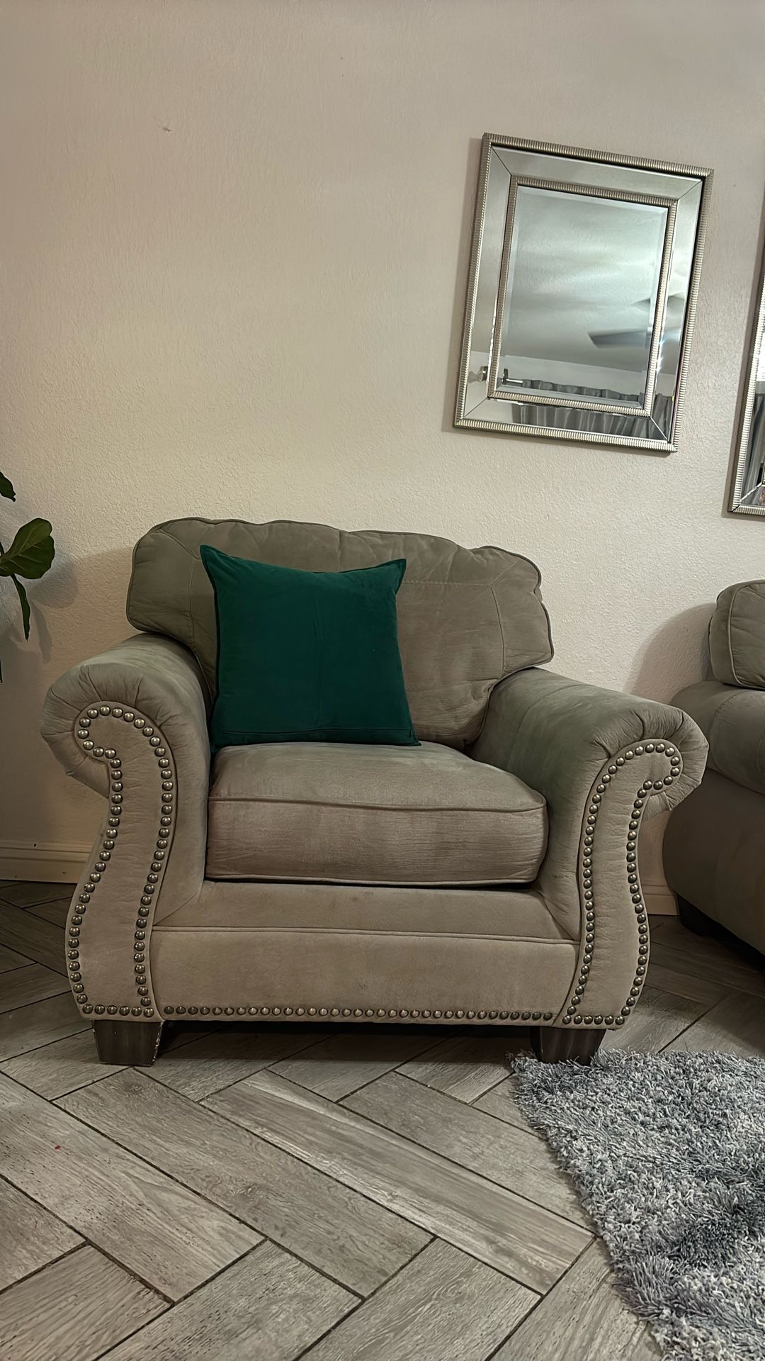 Nice Couch Chair
