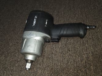 Husky
800 ft./lbs. 1/2 in. Impact Wrench H4480