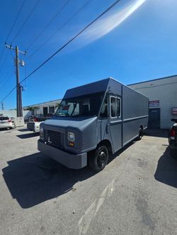 F59 2013 Aluminum Box Truck