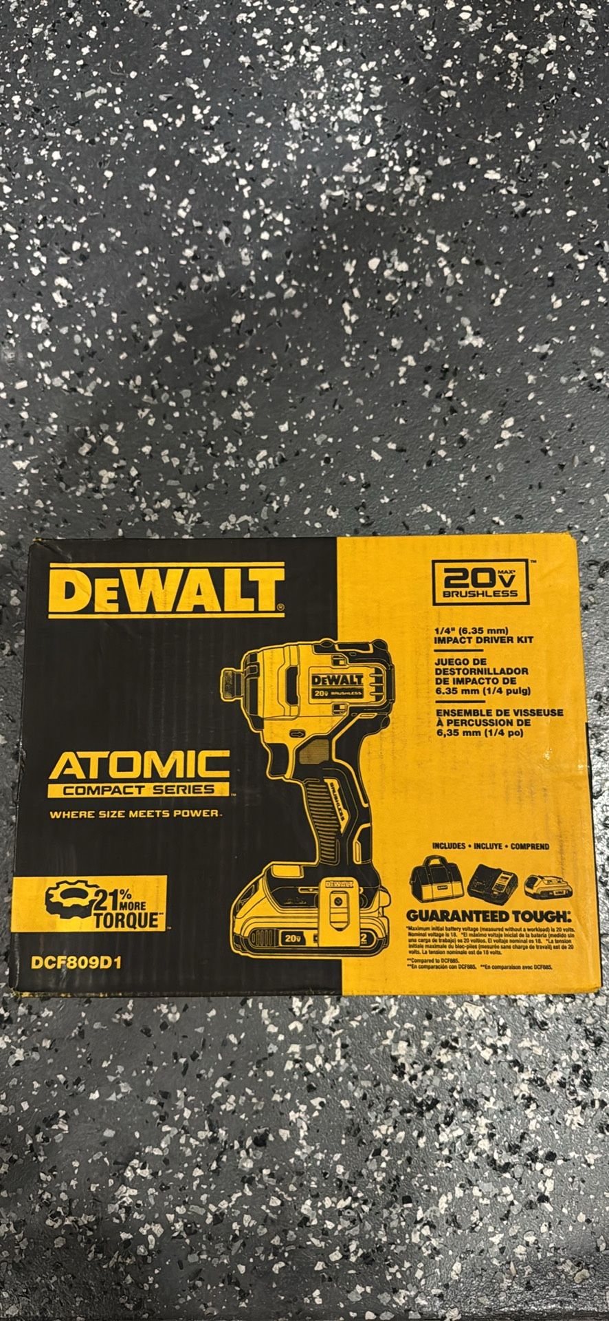 1/4” Dewalt Atomic Impact Driver Kit
