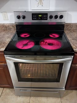 Frigidaire, Stainless Steel Electric Stove.