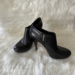 Via Spiga Sheri Booties Black Size 7.5M Stiletto Heel