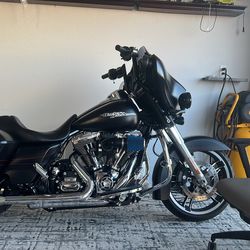 2015 Harley Davidson Streetglide special