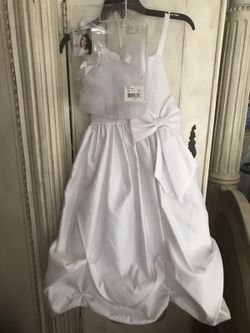 White dress w/veil (size 7)