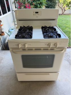 Kenmore Gas Stove