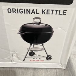BRAND NEW Original Weber Kettle 22” Charcoal Grill