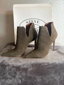 Steve Madden Olive Stiletto Ankle Booties