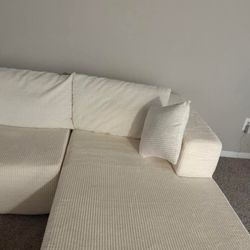 Sectional Couches 