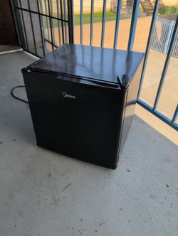 Mini Fridge