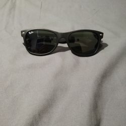 RayBan Sunglasses Good Condition 
