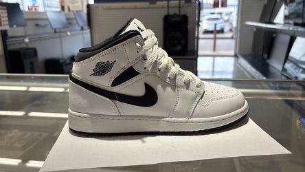 Air Jordan 1 mid