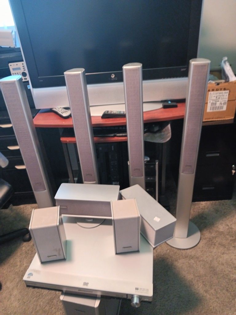 Panasonic Saht900 Theater Sound System