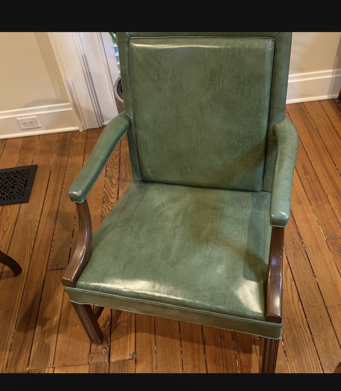 ANTIQUE Hickory Chair Co 1960s Leather Arm Chair Green 