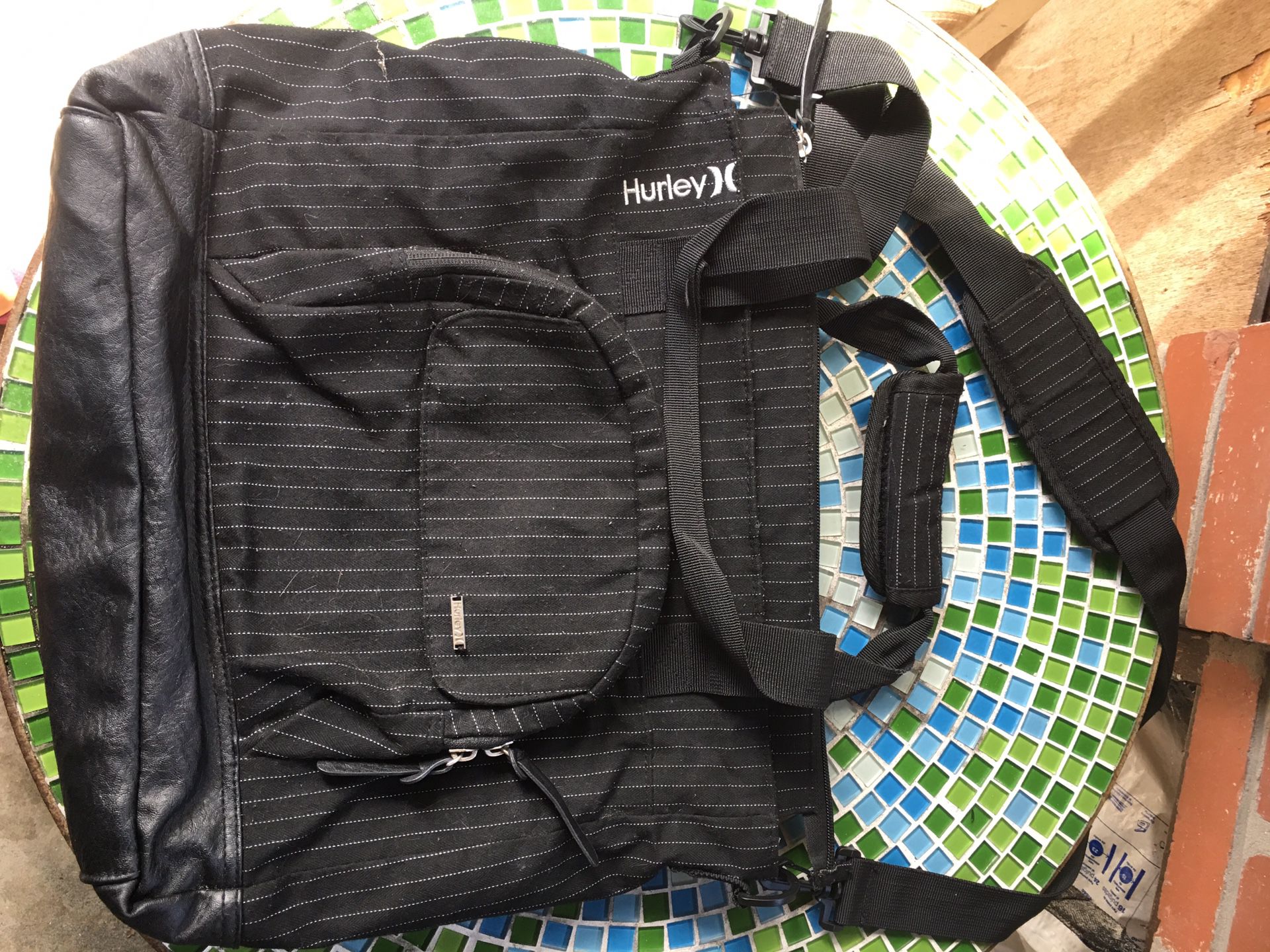 Hurley Messenger Bag