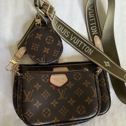 Louis Vuitton for Sale in Spring Valley, CA - OfferUp