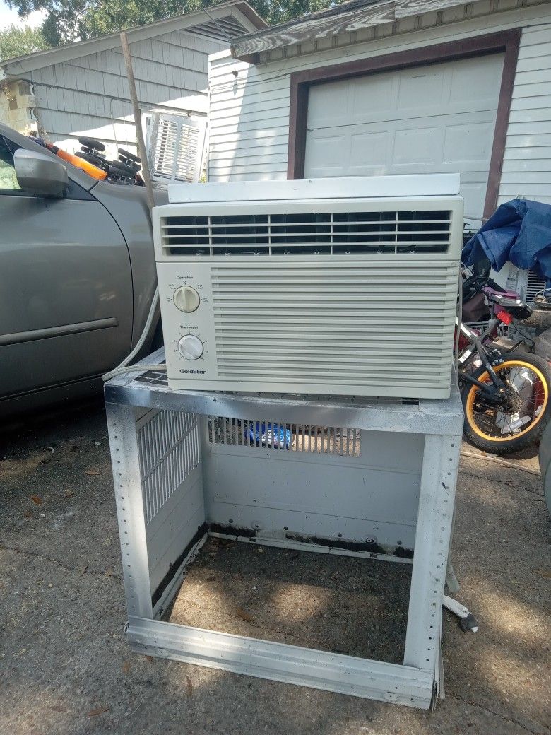 Gold Star Ac UNIT