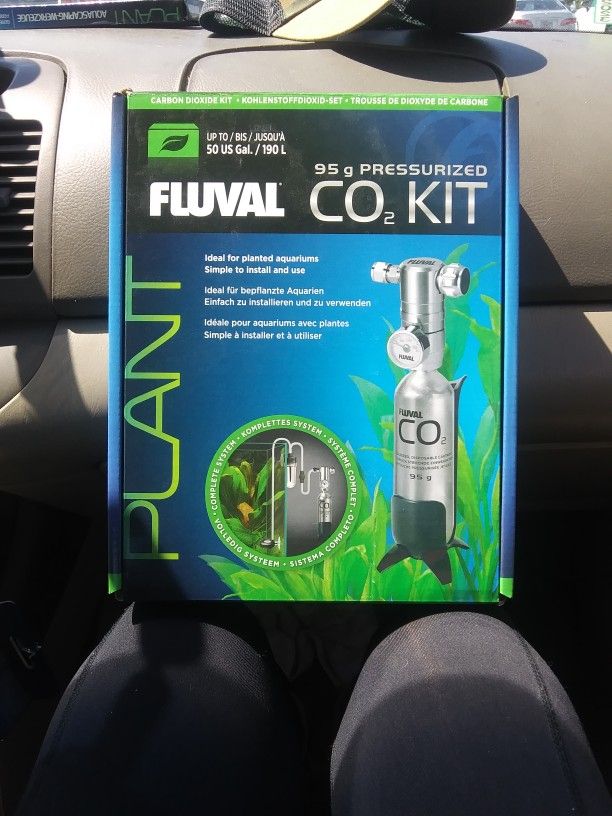 FLUVAL 95g Pressurized CO2 Kit