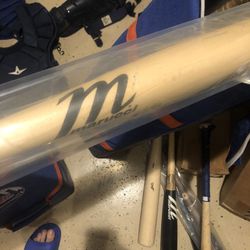 33 Inch 30 Oz New Marrucci Wood Bat