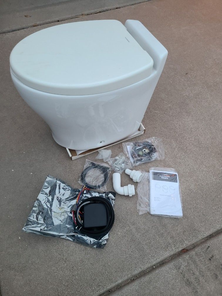 Dometic MasterFlush Moderno 8540 ((contact info removed)01) 12V RV Boat etc. toilet with brand new control module and Dometic Touchpad Kit