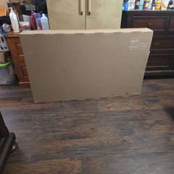 New Samsung 55in Smart Tv