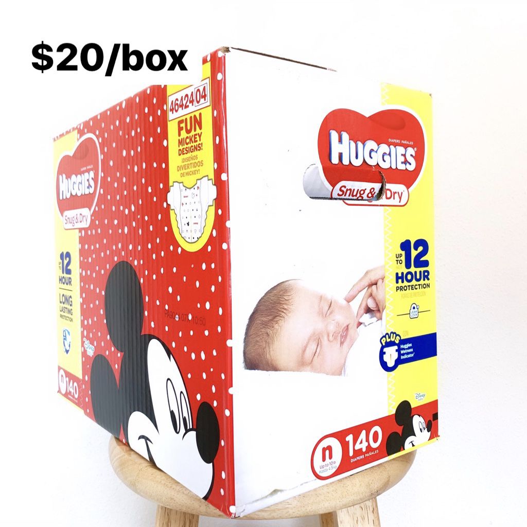 Newborn (Up to 10 lbs) Huggies Snug & Dry (140 diapers) - $20/box