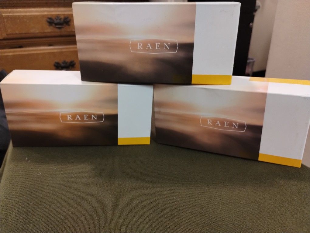 New In Box Raen Sunglasses For Women.