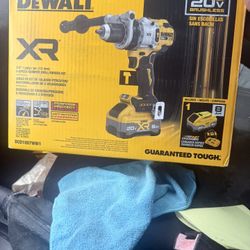 Hammer Drill Dealt