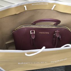AUTHENTIC MICHAEL KORS HANDBAG 👜 FOR WOMEN 