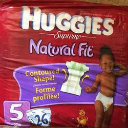 Huggies diaper size 5, unopened