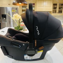 Nuna PIPA Urbn Car seat 