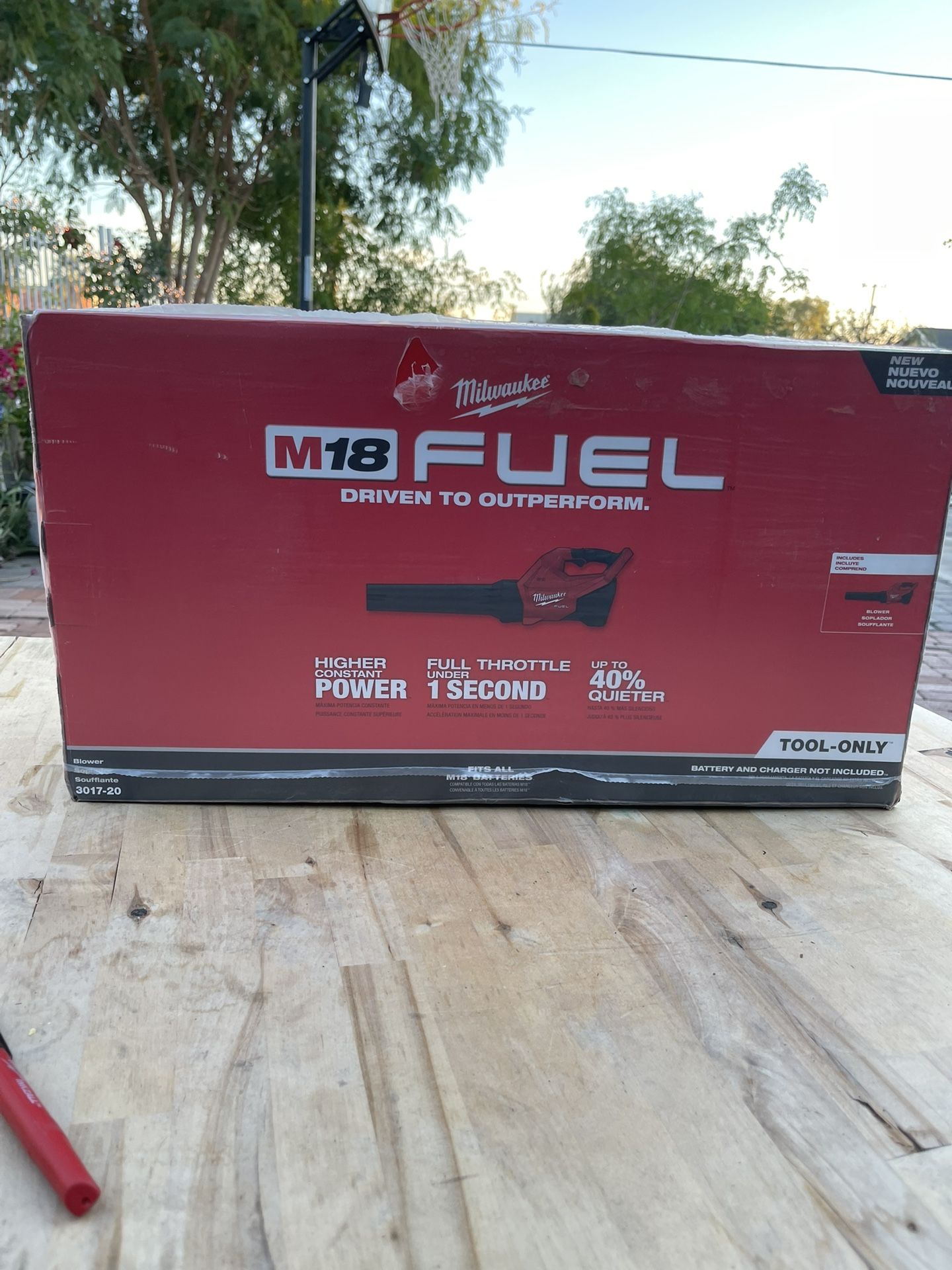 Milwaukee M18 FUEL 120 MPH 500 CFM 18V Lithium-Ion Brushless Cordless Handheld Blower (Tool-Only