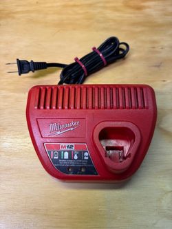 Milwaukee M12 battery charger
