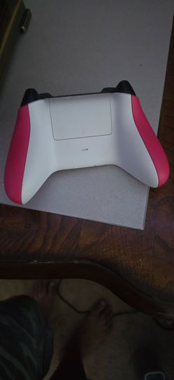 Barely used xbox series x controller