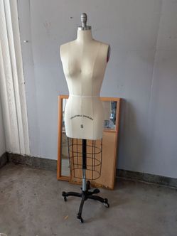 Female dress form size 8