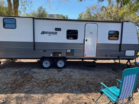 2019 AVENGER LE 813-900-6926