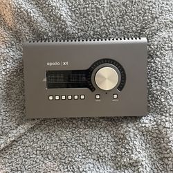 Apollo x4 universal audio