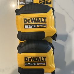 Dewalt 2 Magnetic Tape Measure 